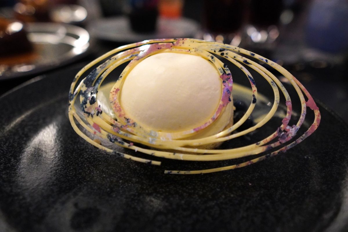 space-220-dinner-desserts-lemon-mousse-3-5412737