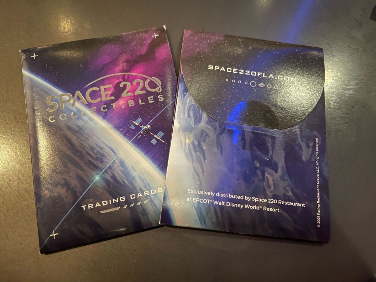 space-220-dinner-kids-4-6827947