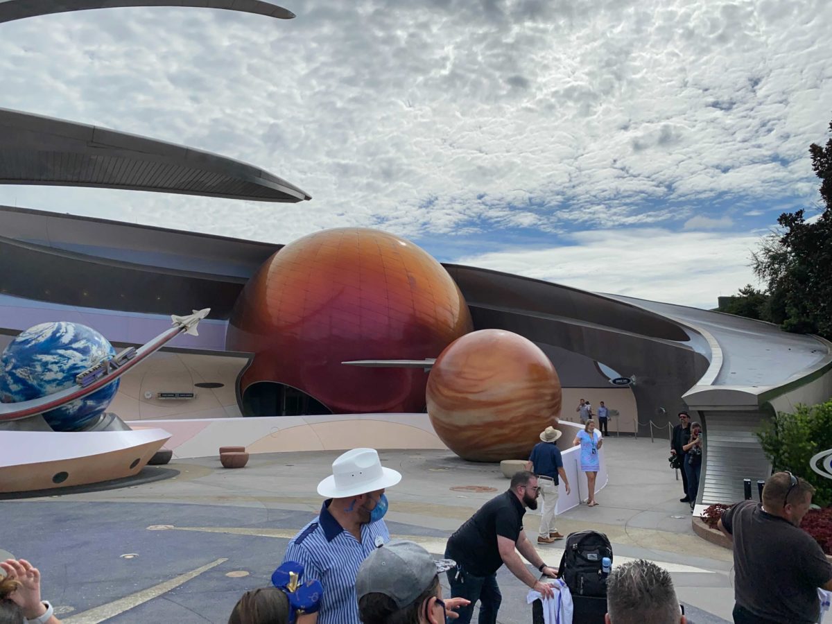 space-220-grand-opening-4