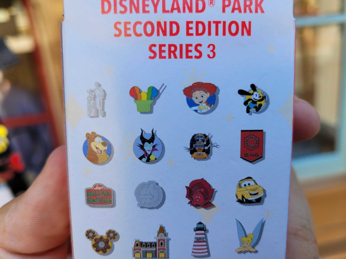 tiny-kingdom-disneyland-series-three-pins-4