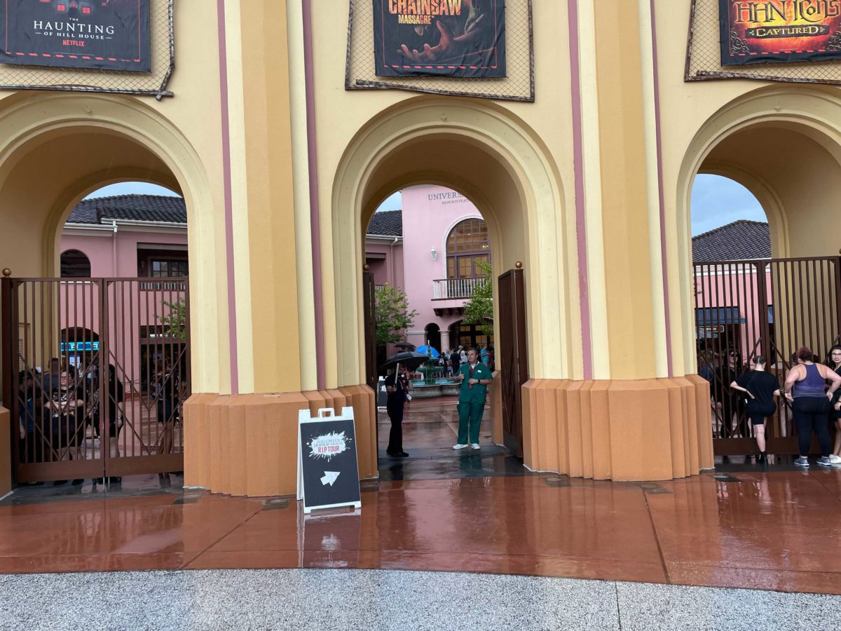 universal-studios-florida-rip-tour-halloween-horror-nights-30-vip-review-83-7651389