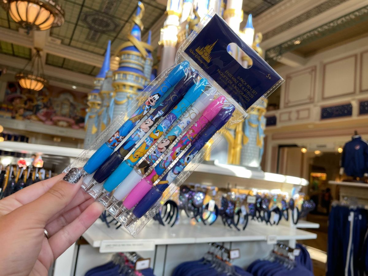 50th-anniversary-pens-3-7059383