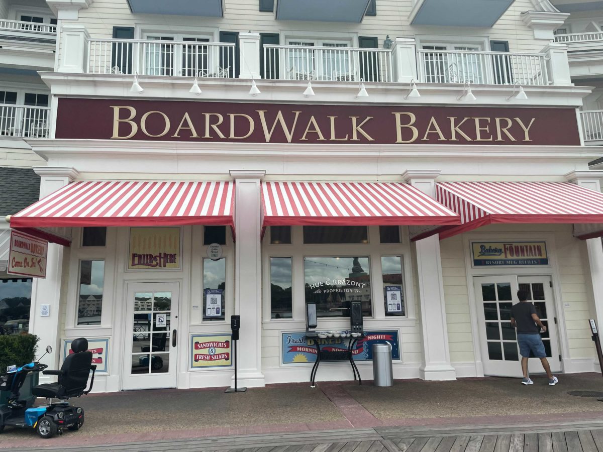 boardwalk-bakery-entrance-8537261
