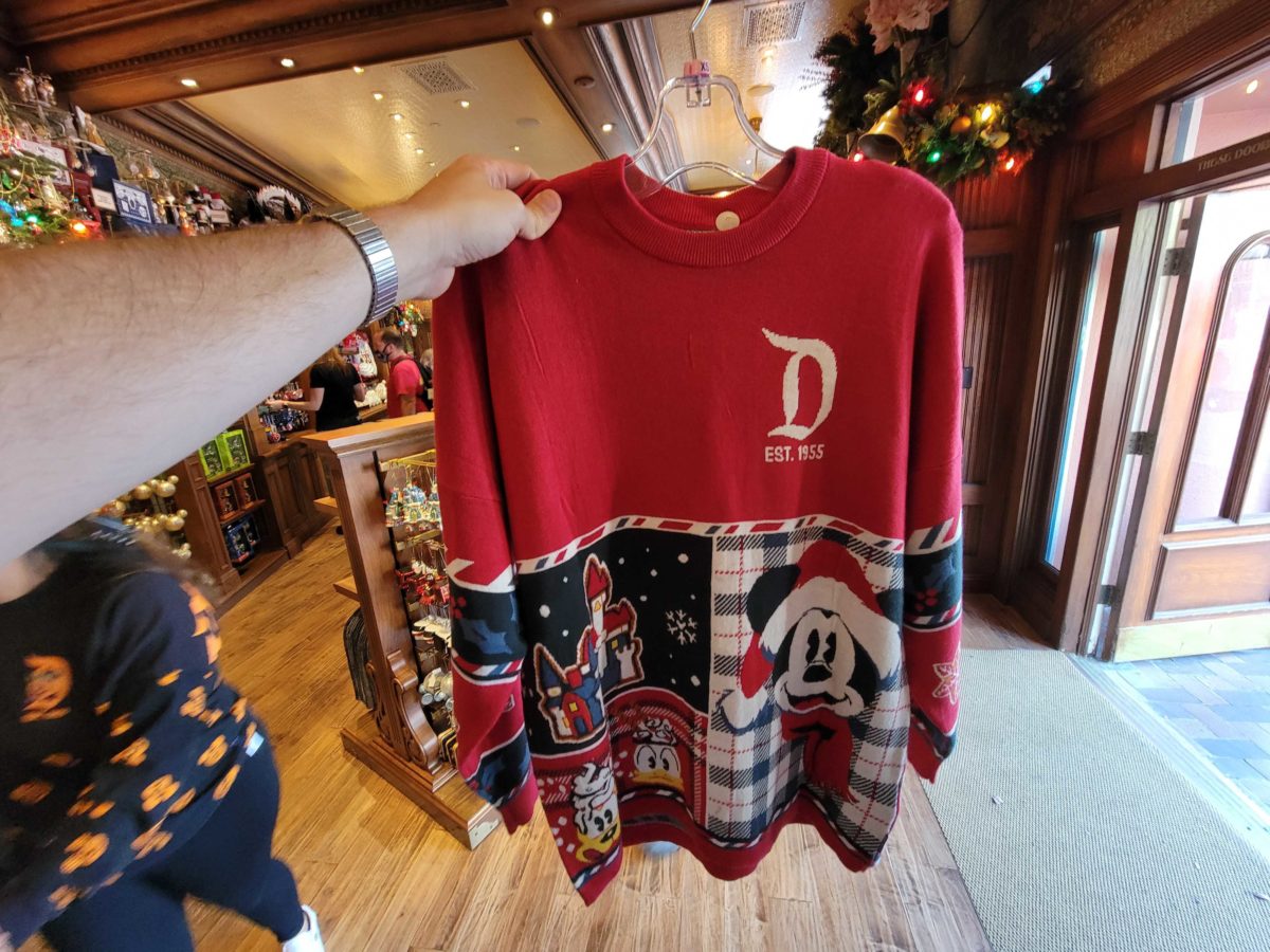 Disney Parks Christmas Mickey Plaid Holiday Spirit Jersey Shirt Size MEDIUM New 