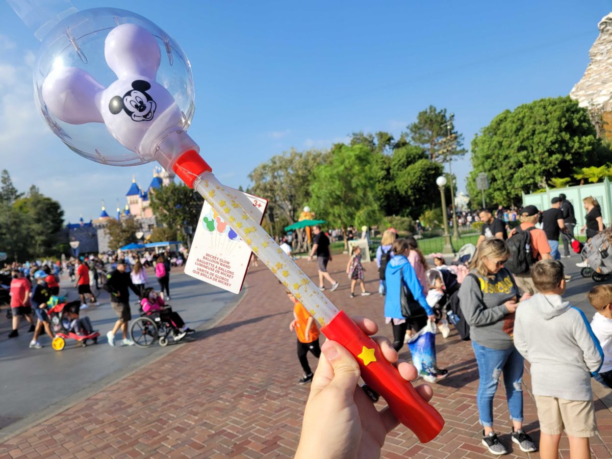 dlr-mickey-balloon-wand-13-2028157