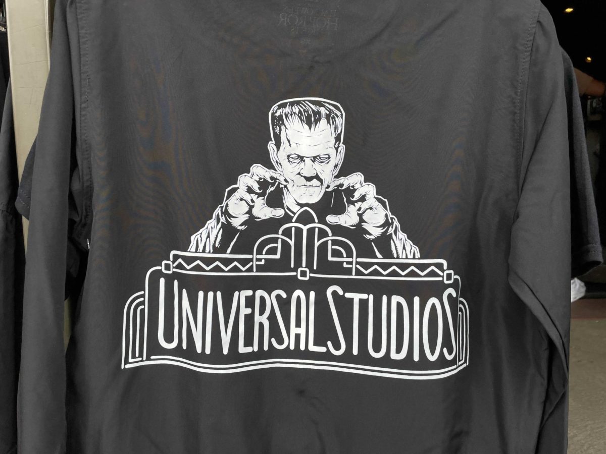 halloween-horror-nights-jacket-3-5826175