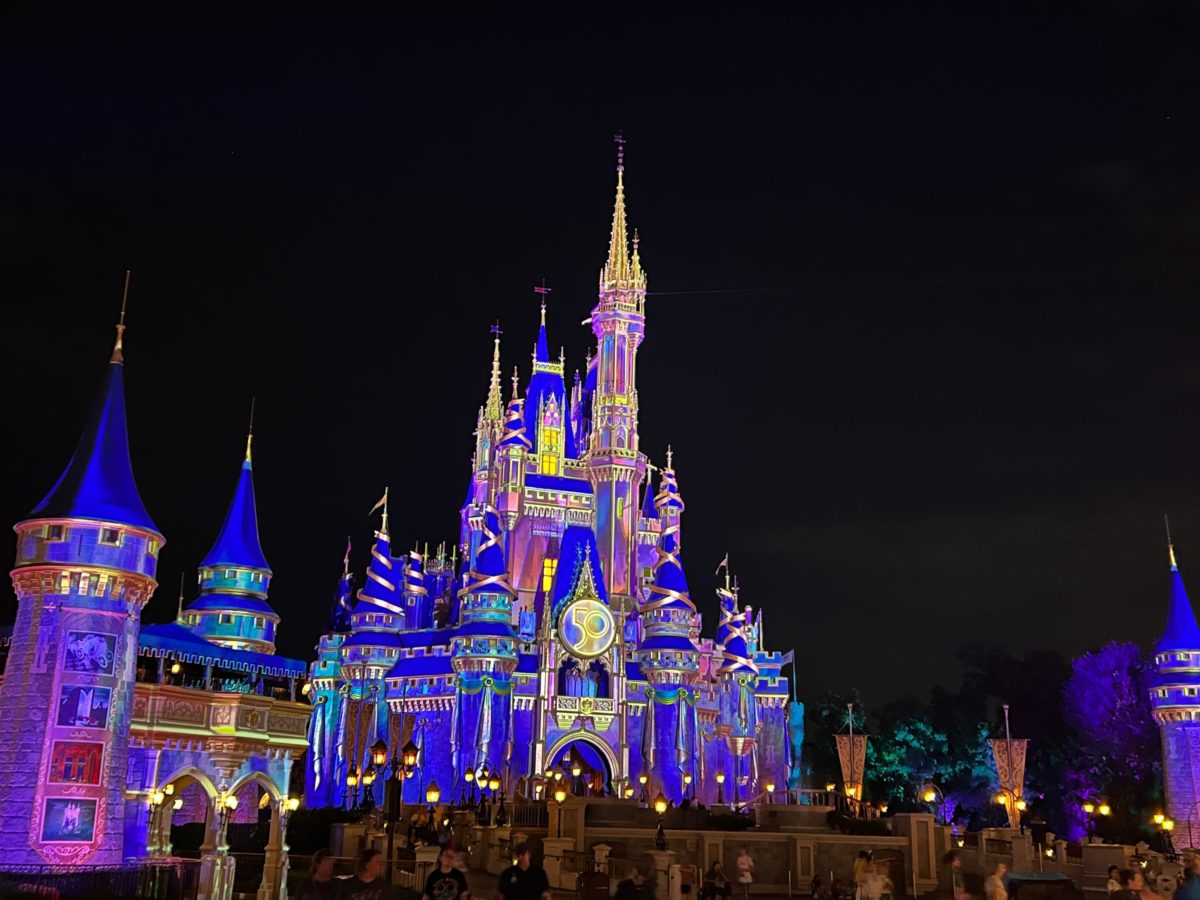 magic-kingdom-extended-evening-hours-b-1-8180518