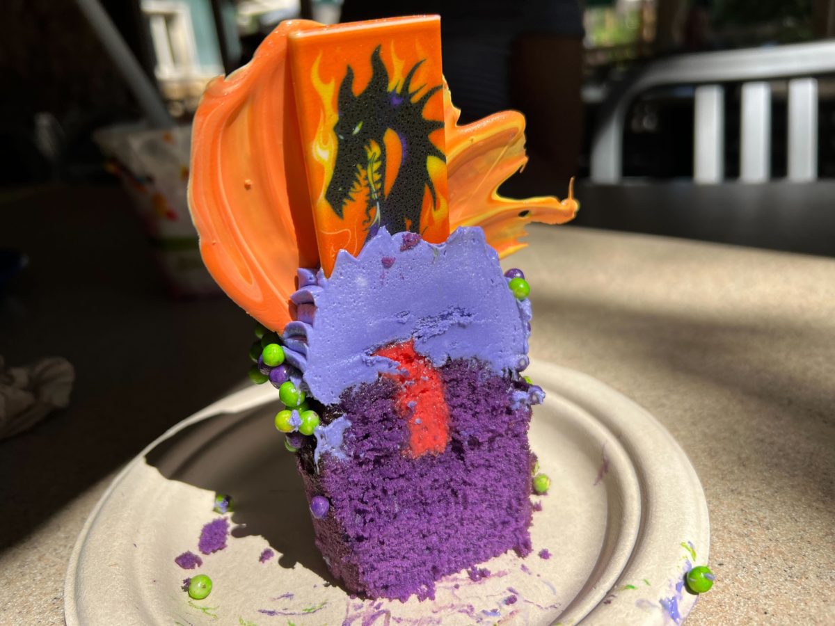maleficent-cupcake-3-8213261