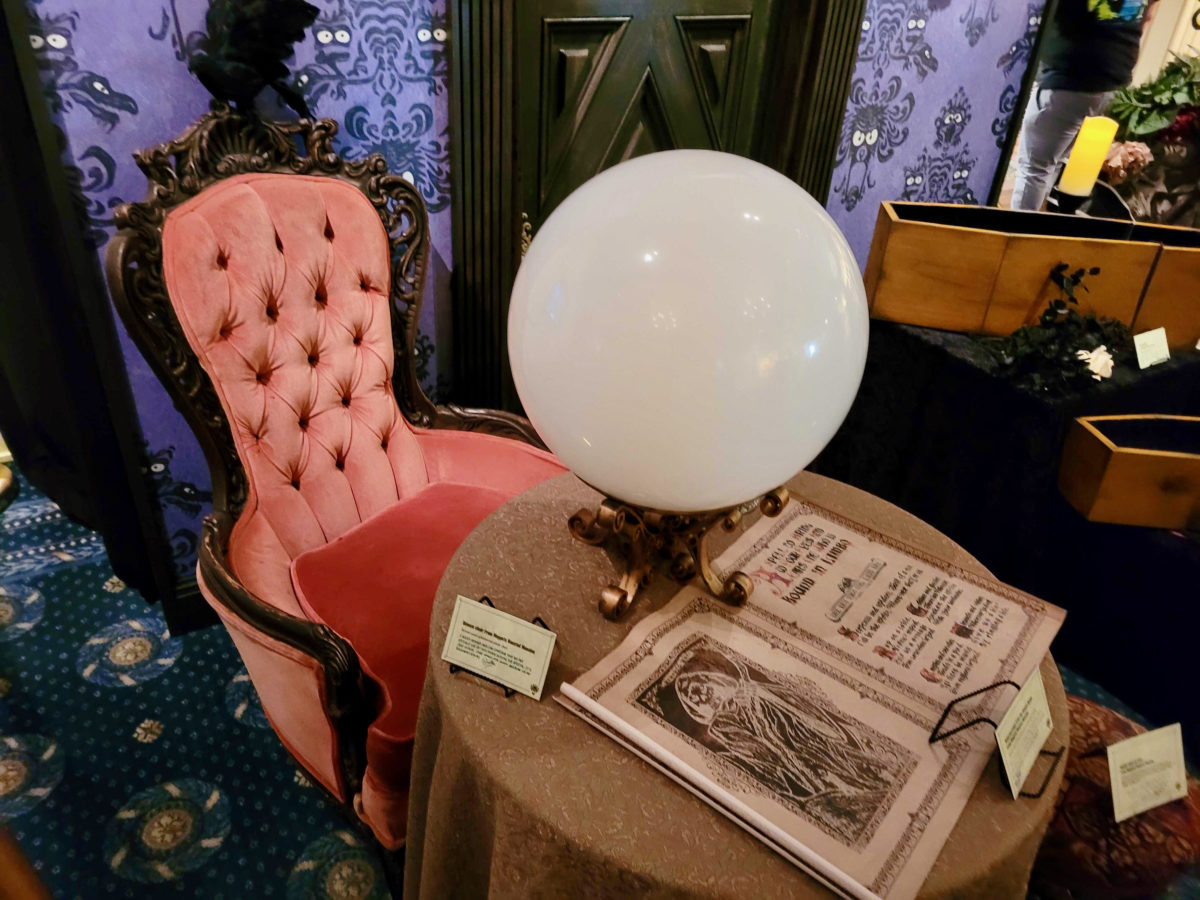 muppets-haunted-mansion-props-12-2918202