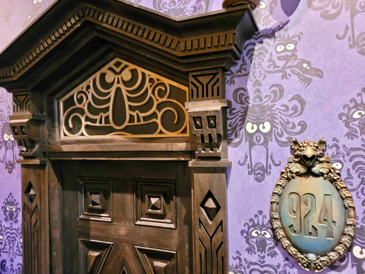 muppets-haunted-mansion-props-22-9957467