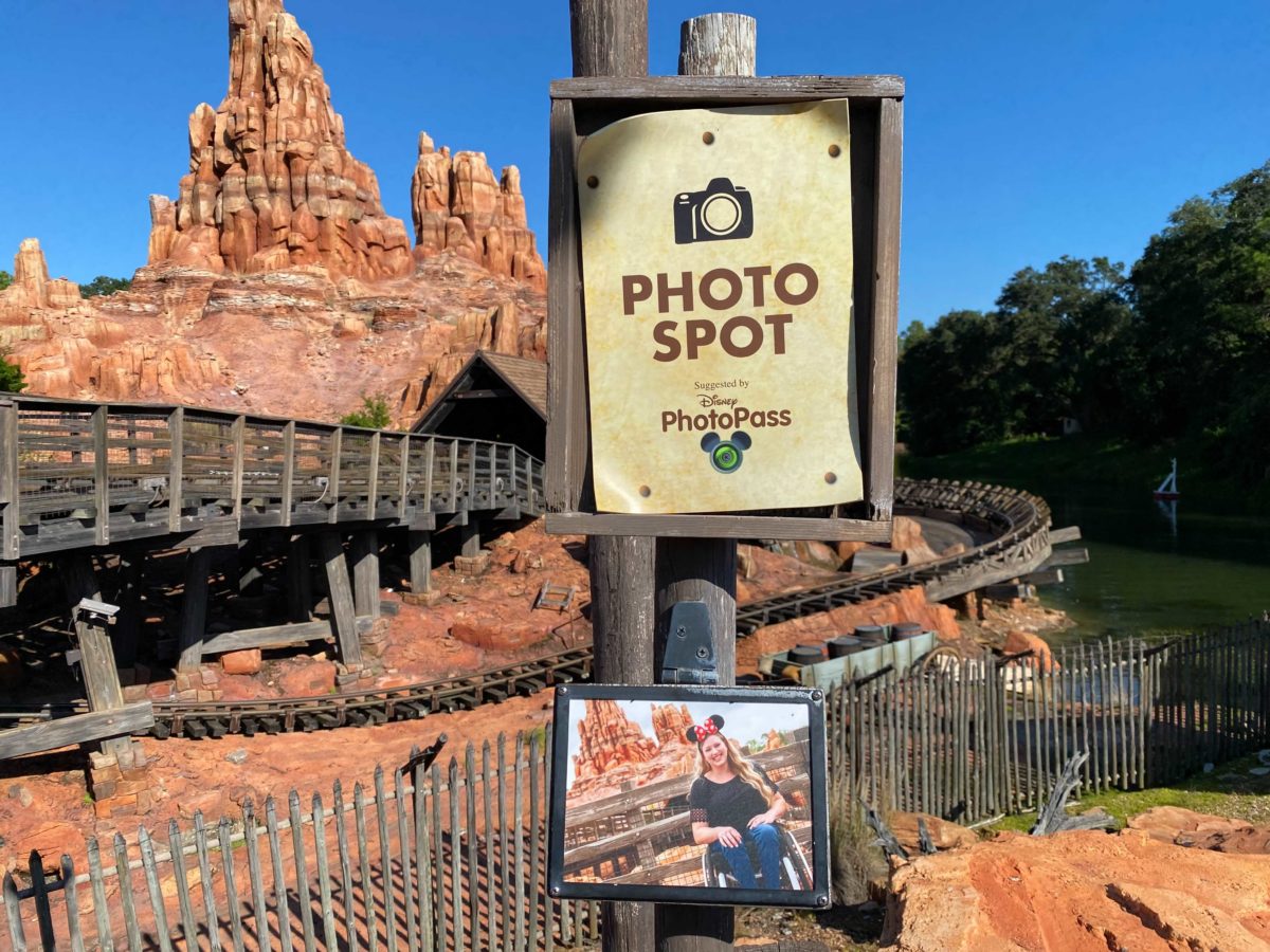 photopass-photo-spot-sign-6
