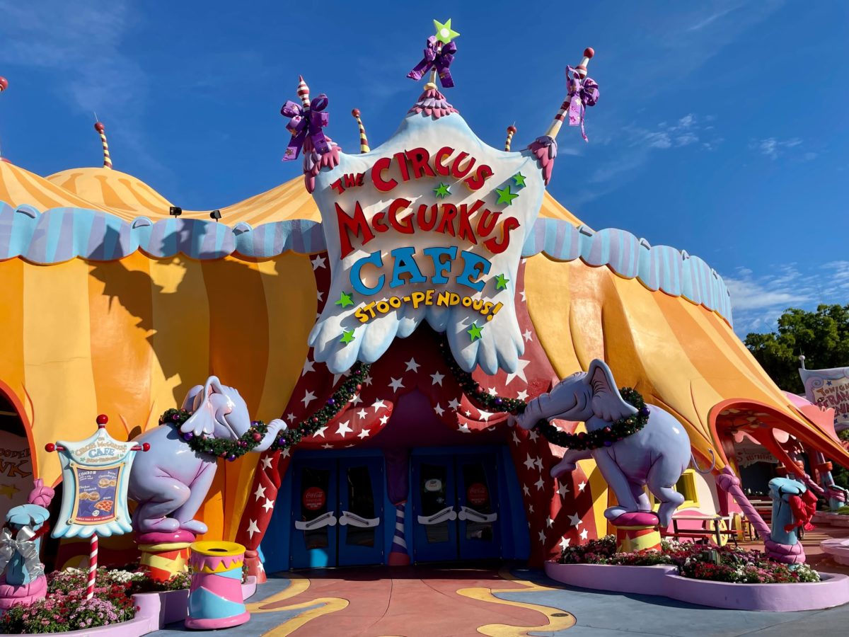 seuss-christmas-deco-45-1292914