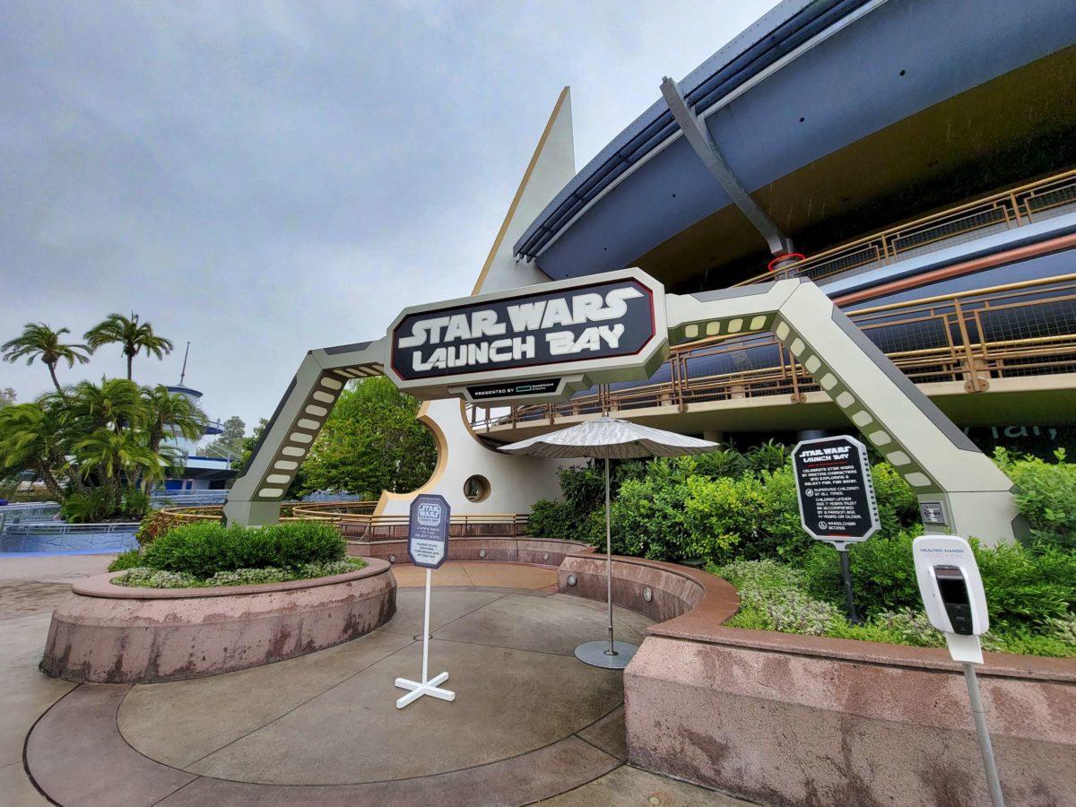 star-wars-launch-bay-closed
