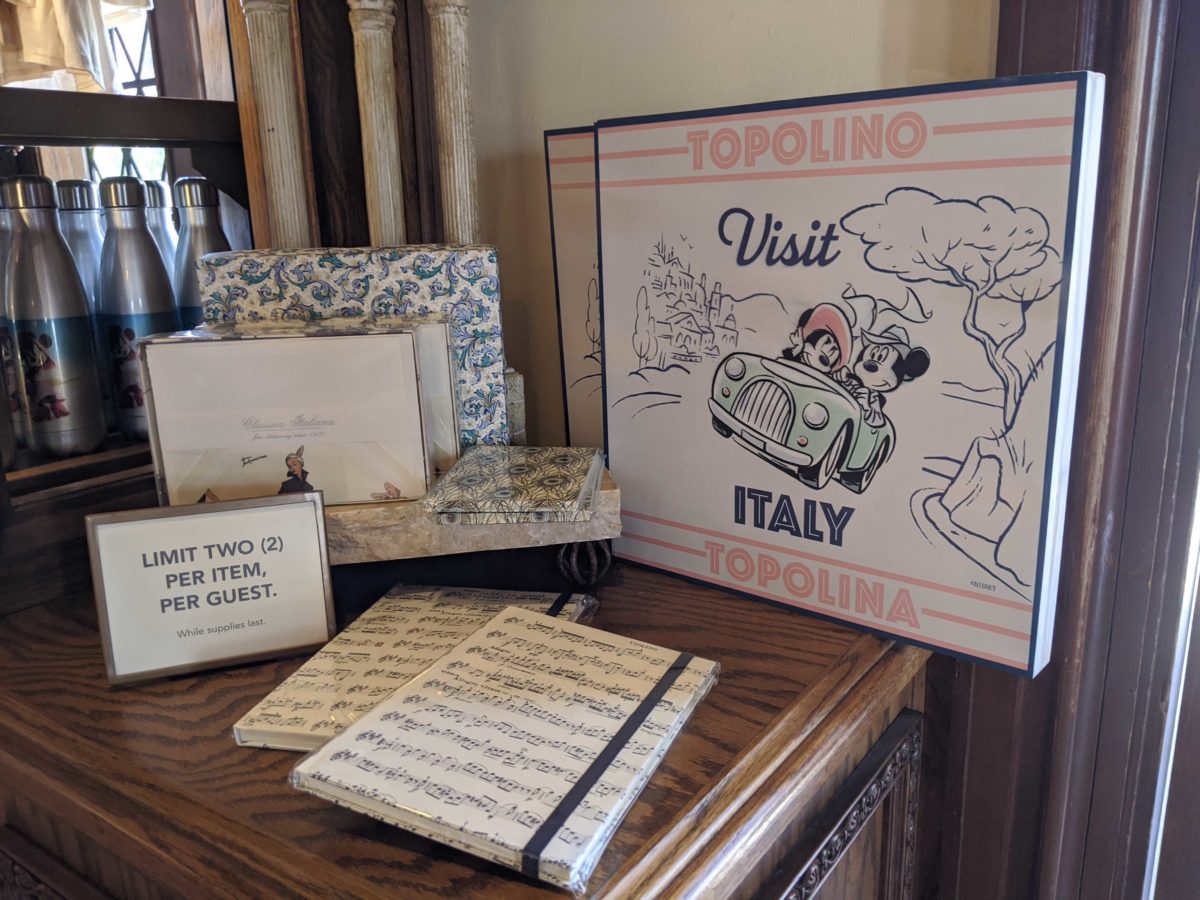 visit-topolino-wall-art-130325-2700616