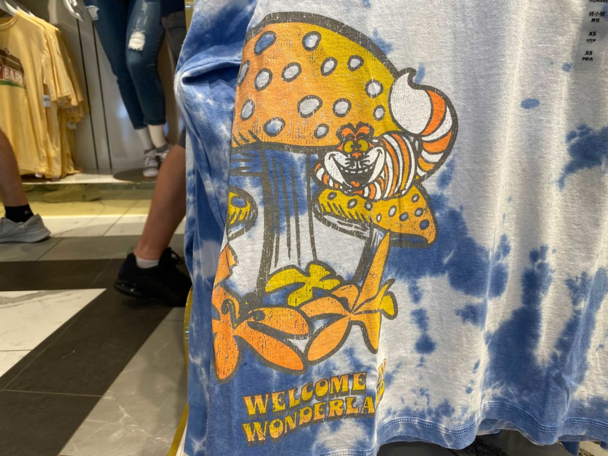 wdw-alice-in-wonderland-longsleeve-3-5058768