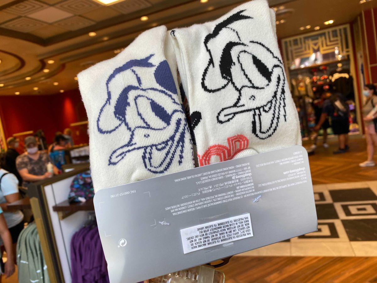 walt-disney-world-good-times-socks-6-5642814