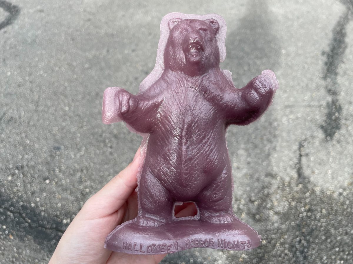 bear-wax-figure-13-1698992