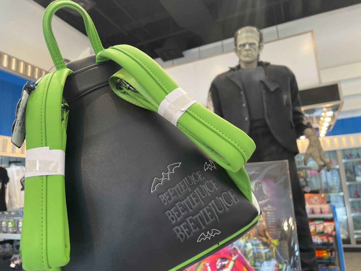 beetlejuice-loungefly-backpack-11-5927451