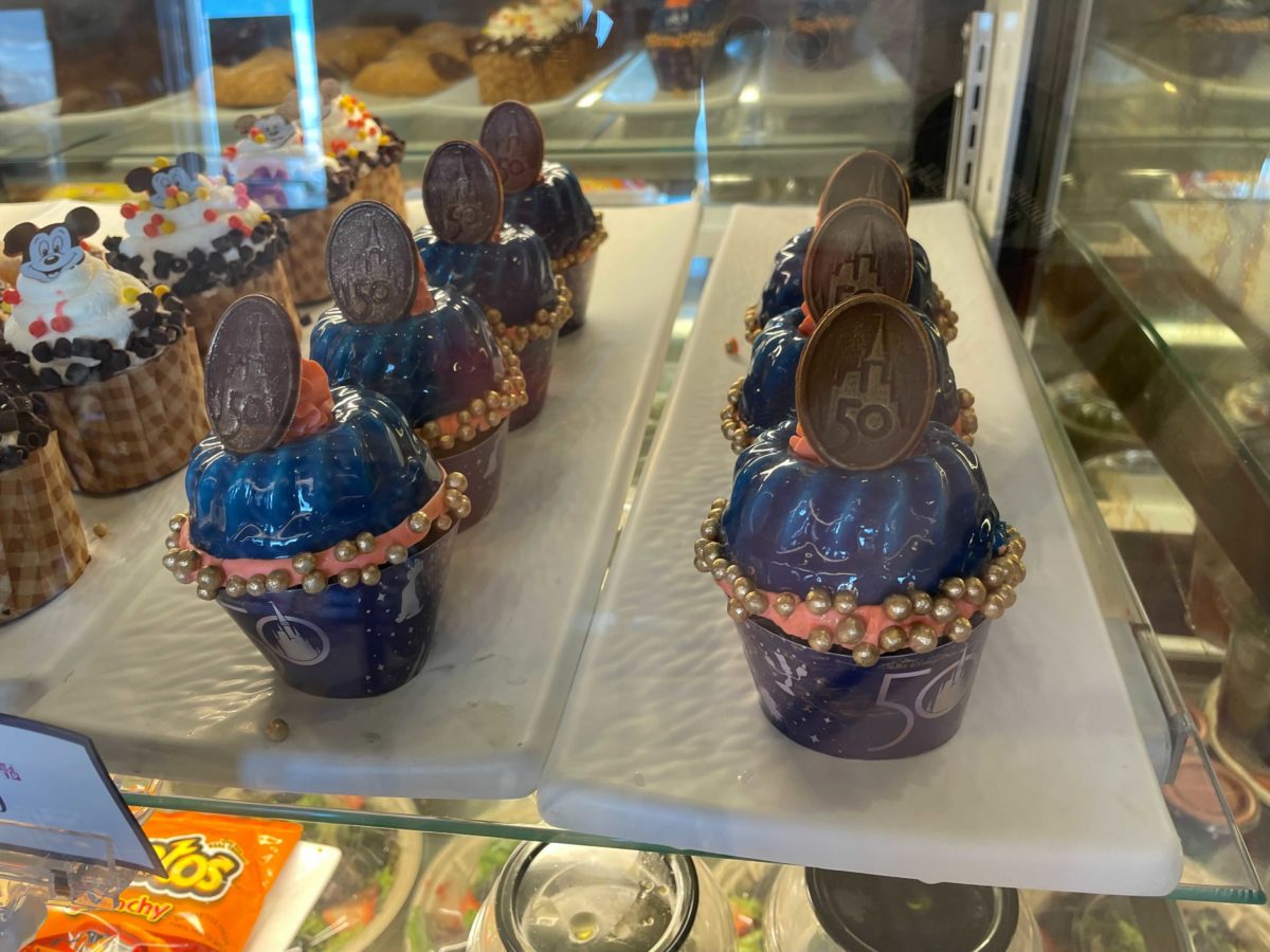 celebration-cupcake-1347579
