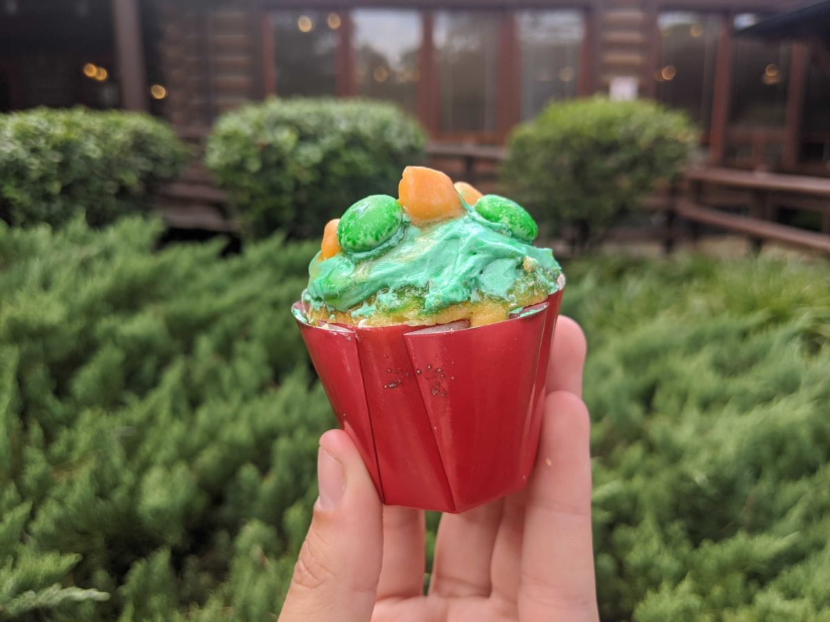 chicken-dinner-cupcake-trio-18-6348047