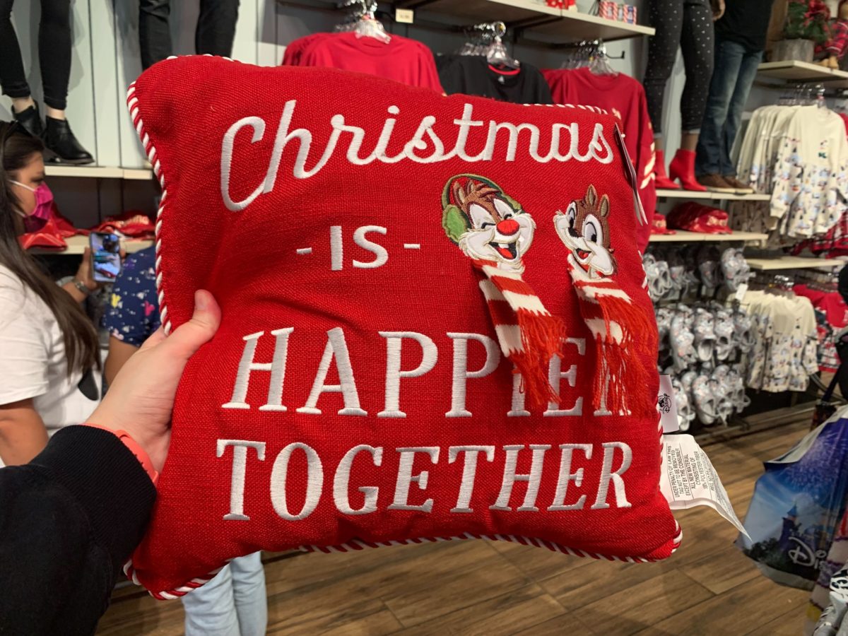 christmas-is-happier-together-pillow-dlr-1