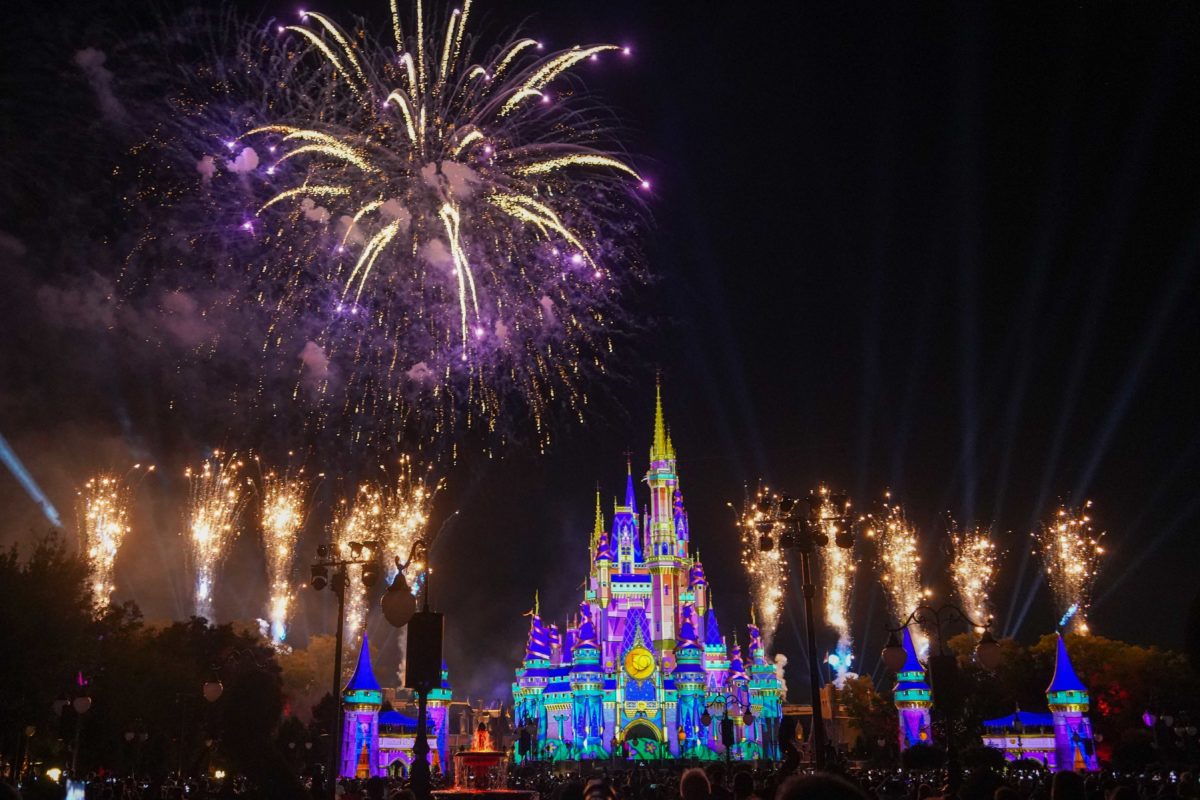disney-enchantment-fireworks-cinderella-castle-2533-4049227
