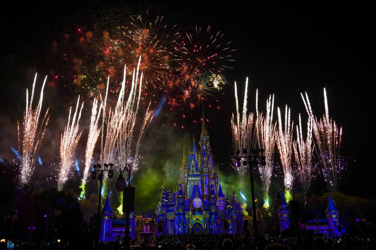 PHOTOS, VIDEO: New ‘Disney Enchantment’ Fireworks Spectacular Premieres ...