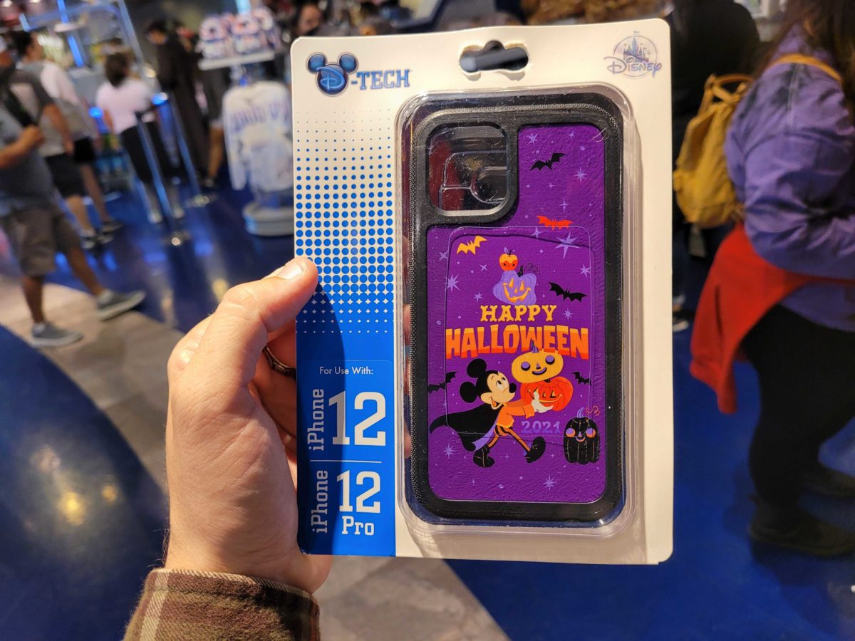 halloween-phone-cases-160623-9446165