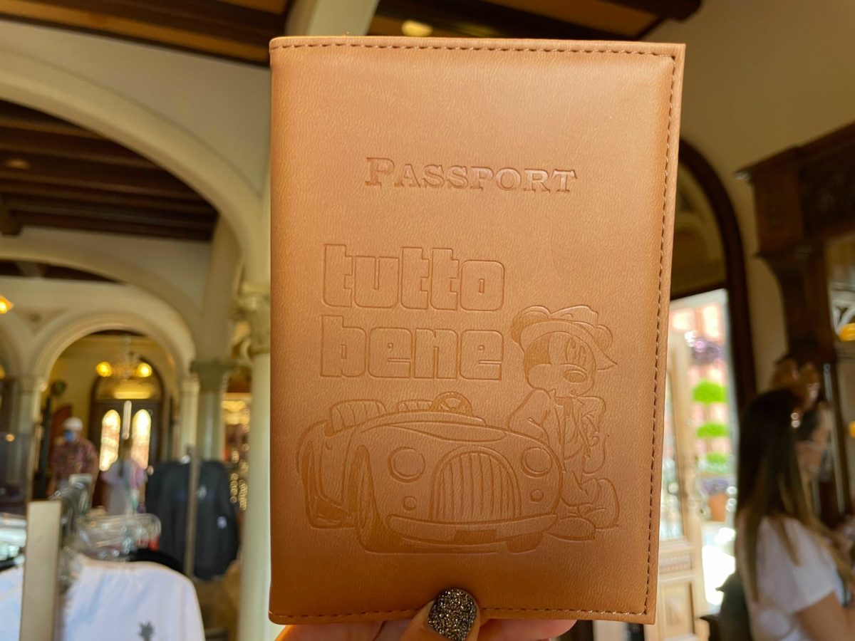 italy-pavilion-merchandise-19-2451334
