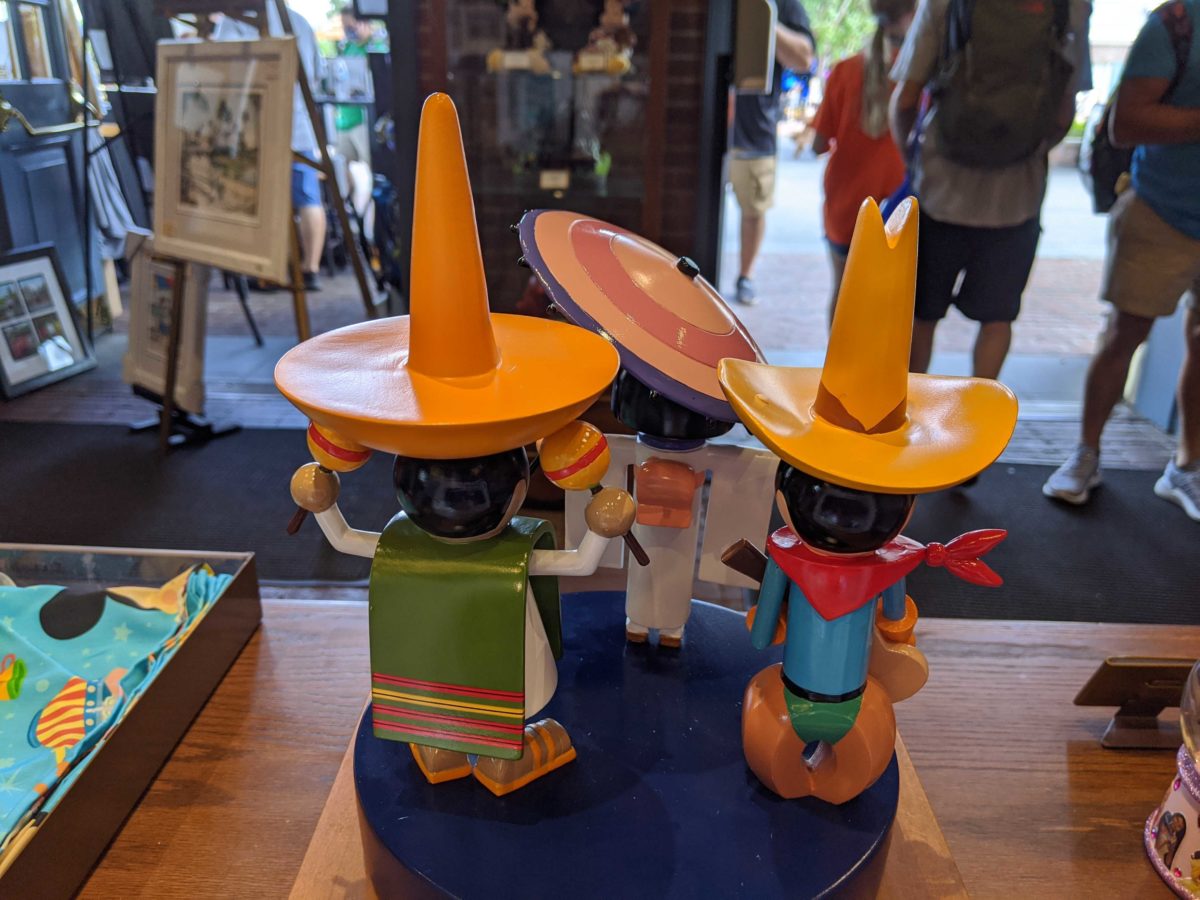 its-a-small-world-50th-figure-114029-5413824