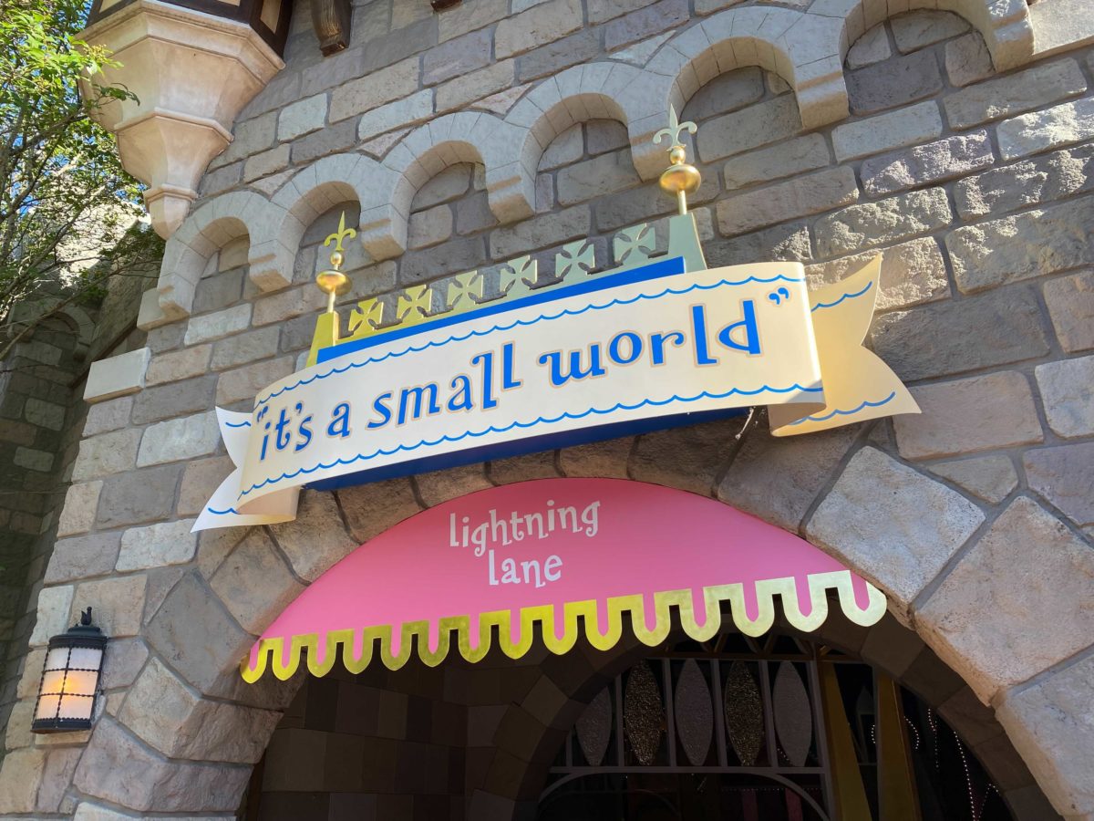 its-a-small-world-lightning-lane-1-3799304