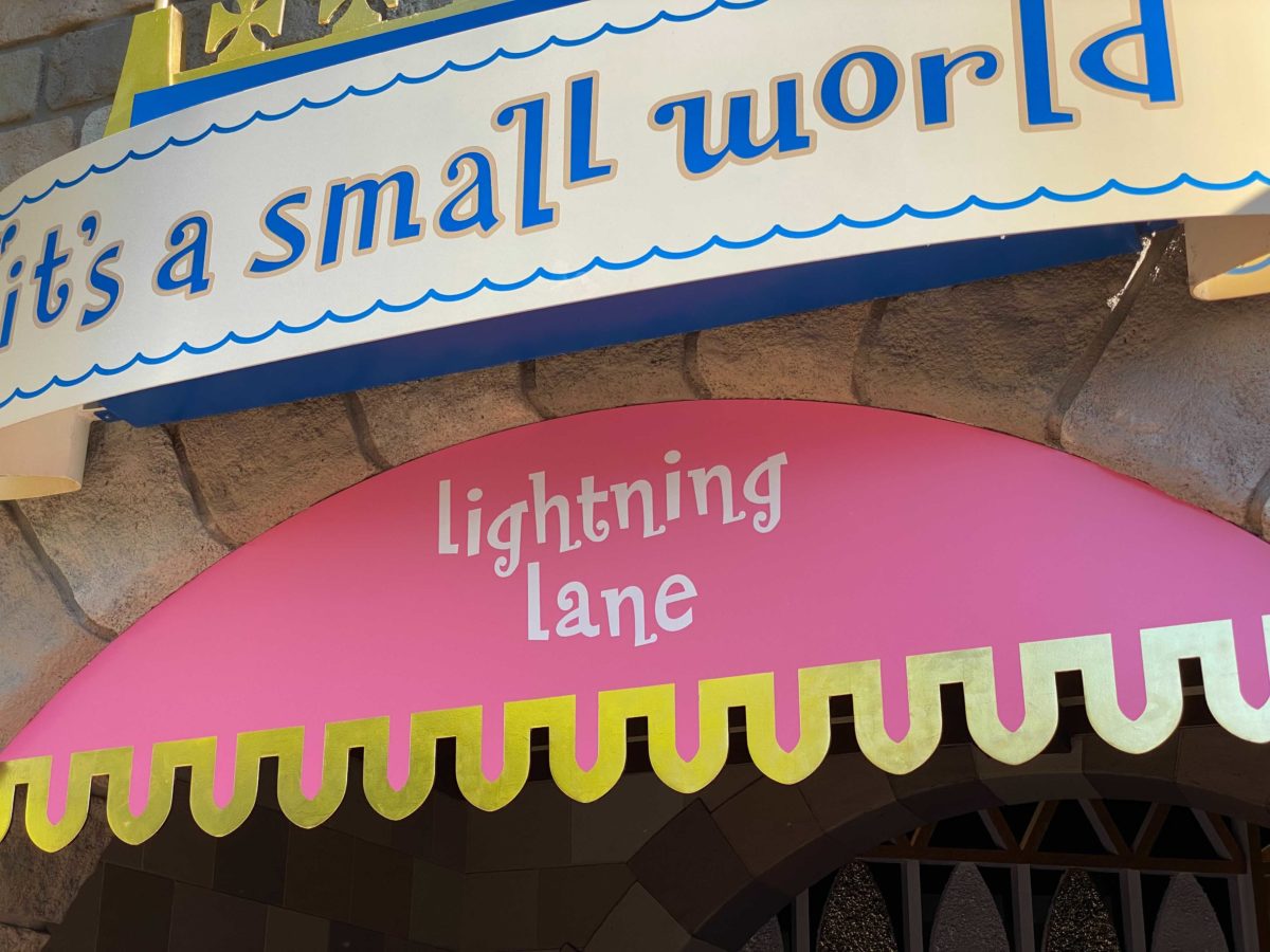 its-a-small-world-lightning-lane-3-7668230
