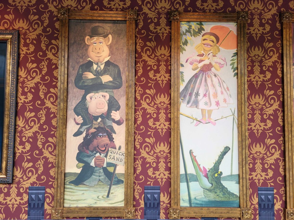 muppets-haunted-mansion-photo-op-props-13