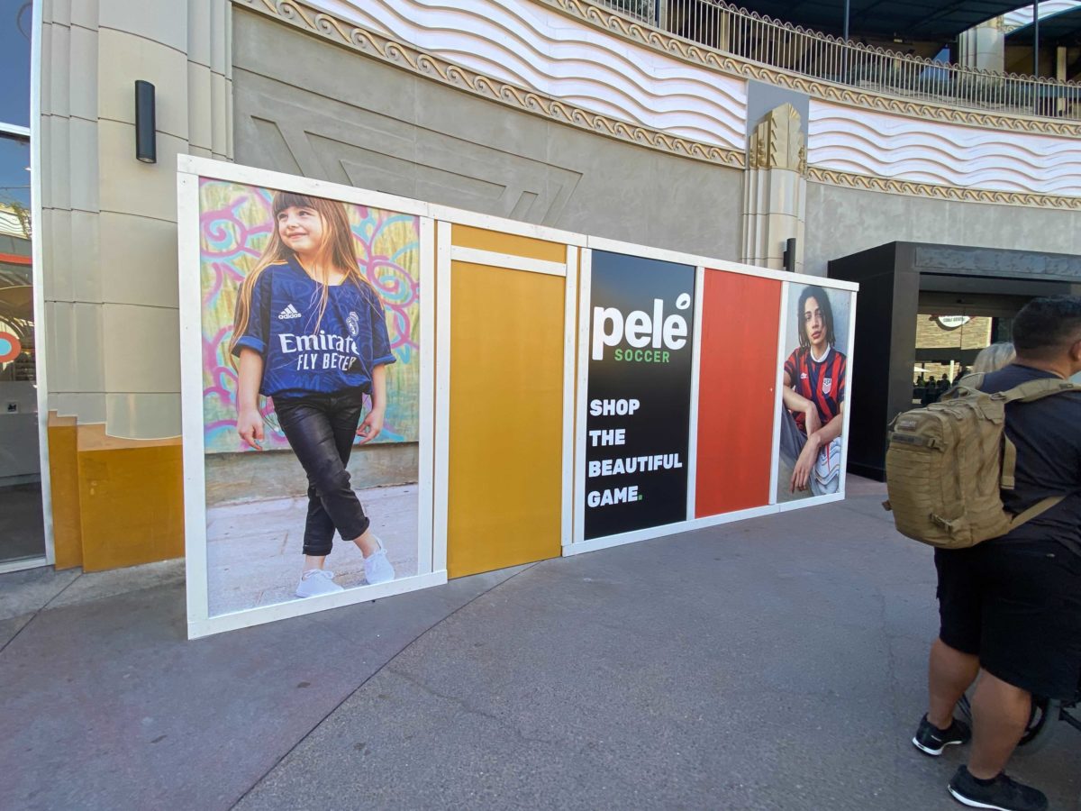 pele-soccer-construction-wall-downtown-disney-district-3