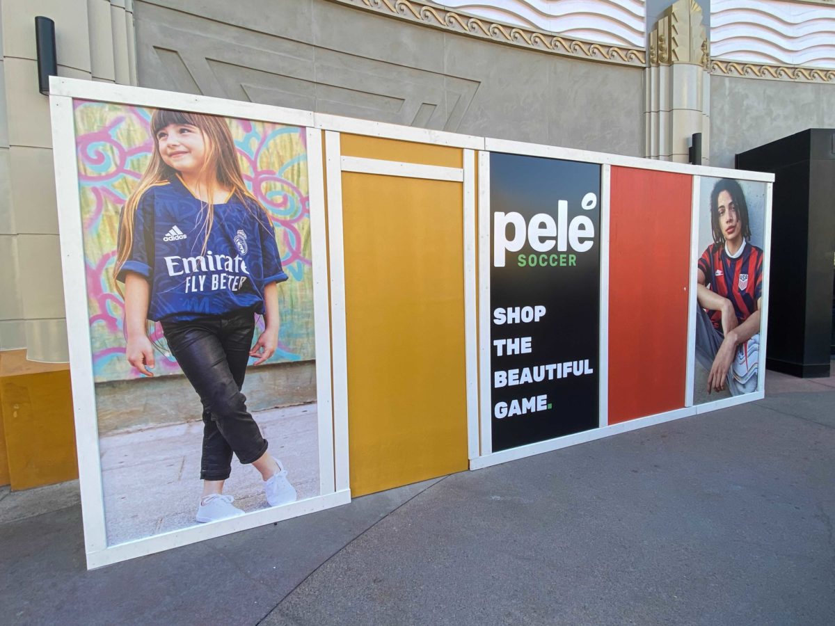 pele-soccer-construction-wall-downtown-disney-district-4