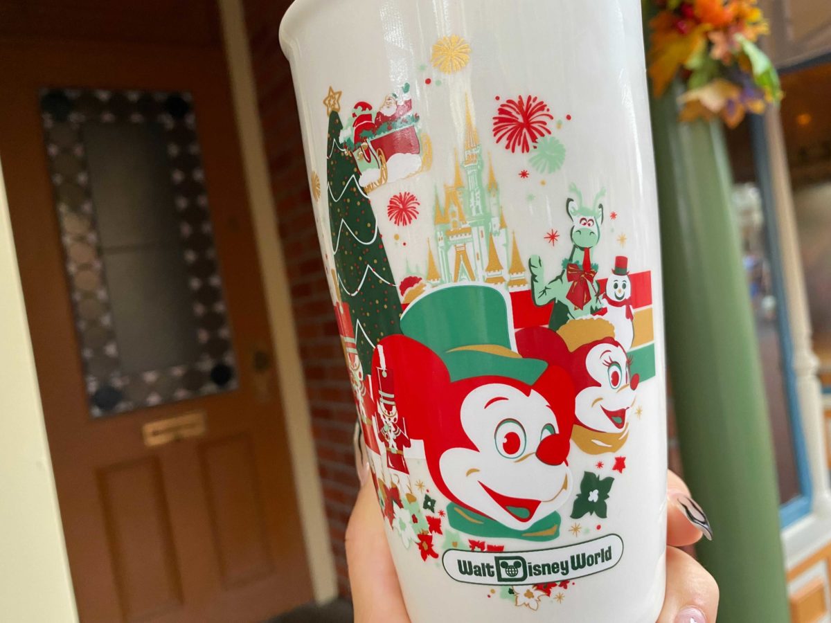 starbucks-holiday-mug-11-2740016