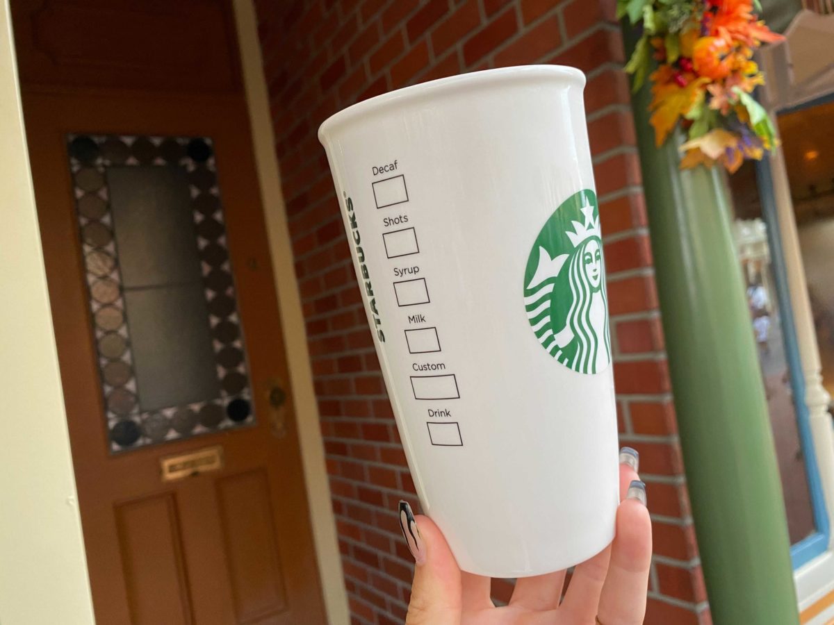starbucks-holiday-mug-8-6498410