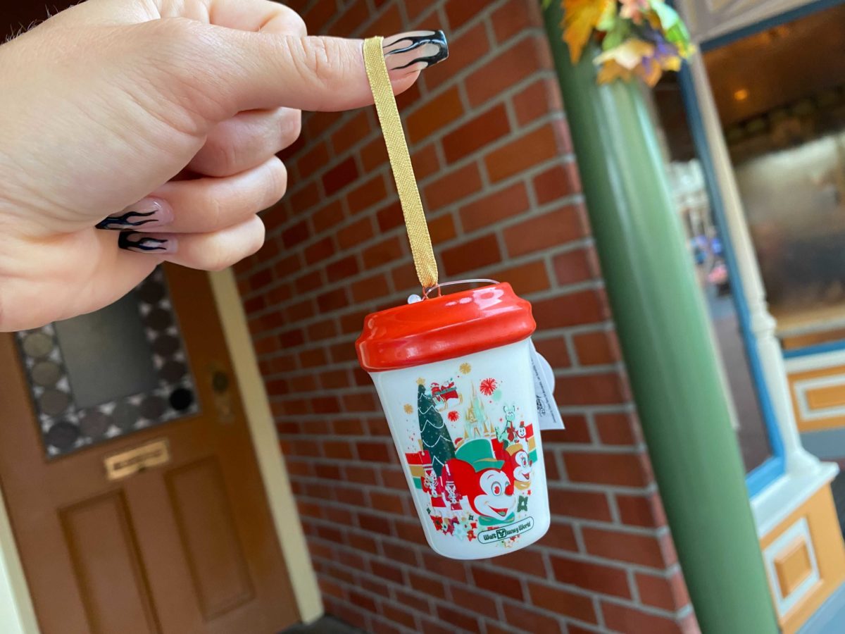 starbucks-holiday-ornament-0-5659894