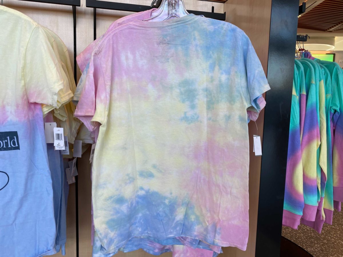 wdw-mickey-tie-dye-tshirts-6-4133597