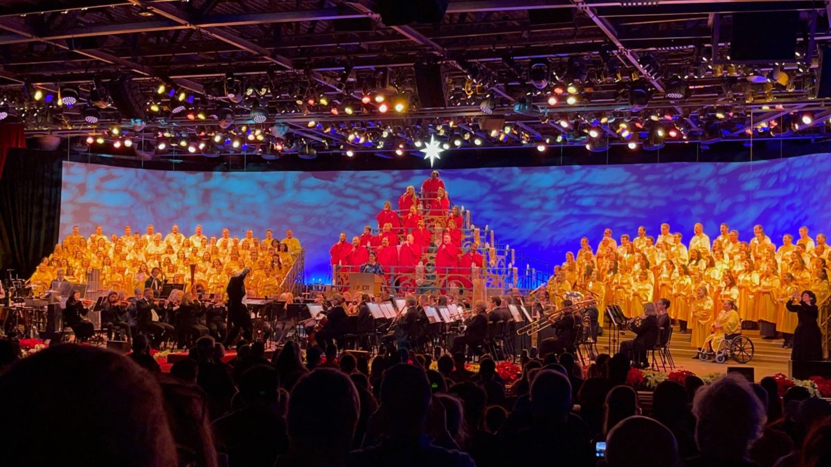 2021-epcot-candlelight-processional-4-4526451