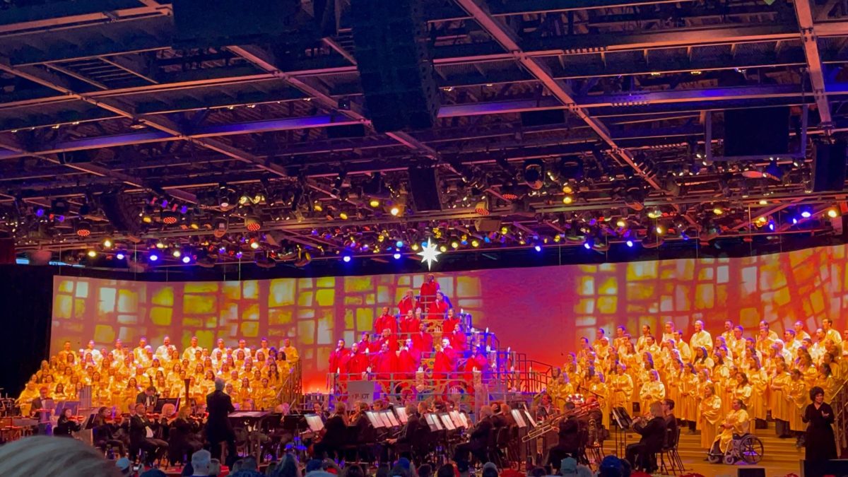 2021-epcot-candlelight-processional-7-3577709