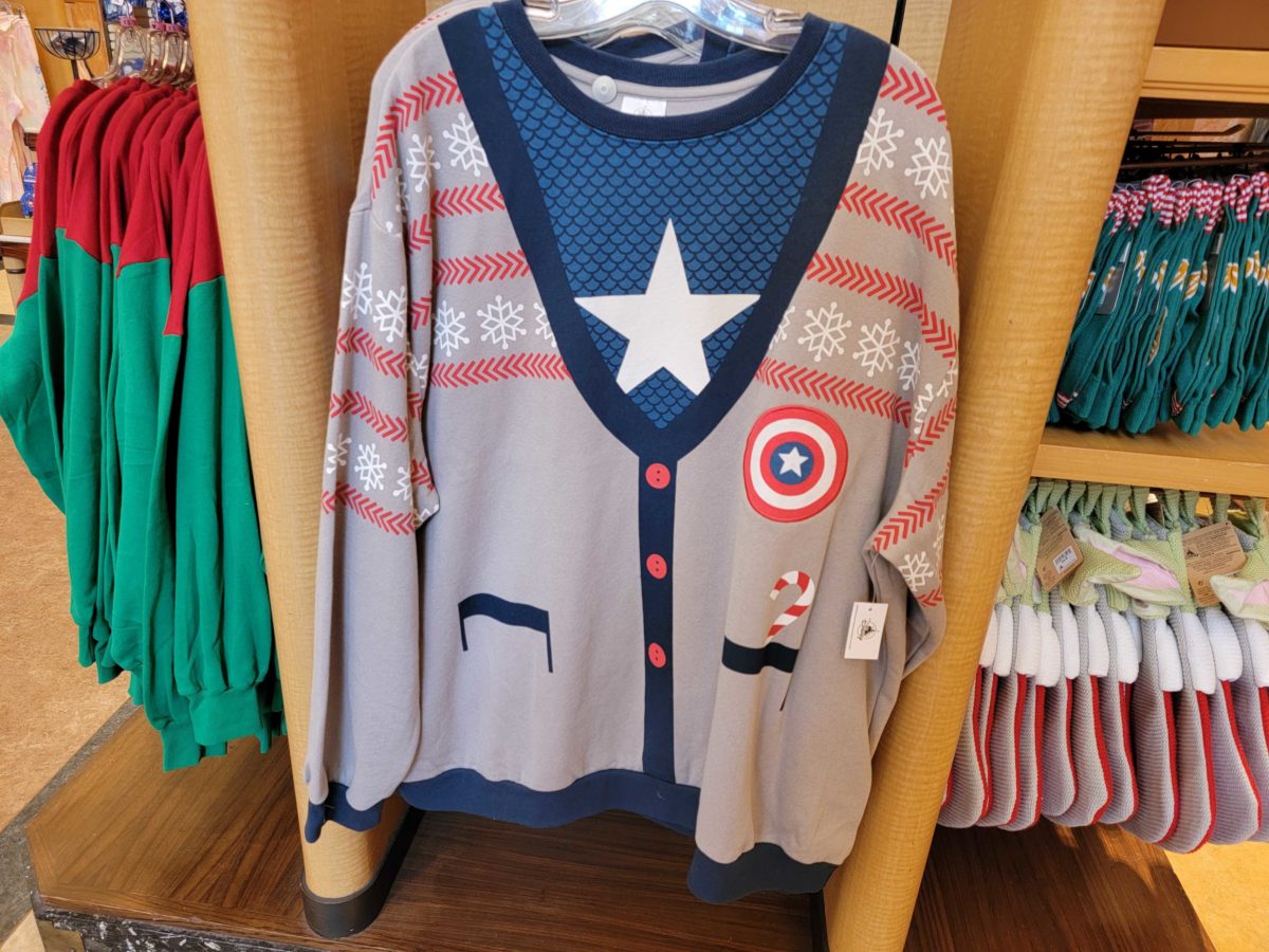 dl-marvel-holiday-captain-america-ugly-christmas-sweater-2-8773449