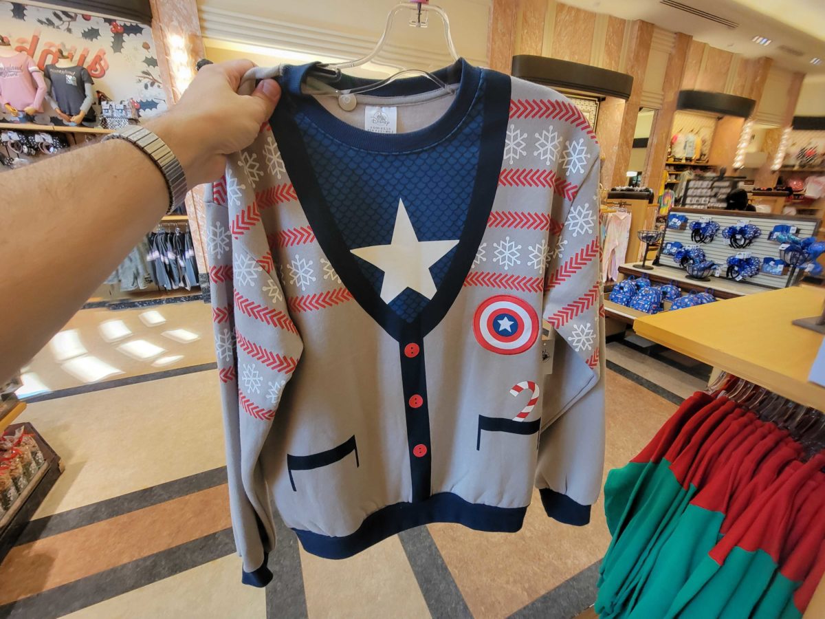 dl-marvel-holiday-captain-america-ugly-christmas-sweater-3-9604099