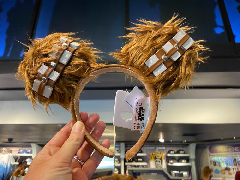 dlr_chewbaccamickeyears_4