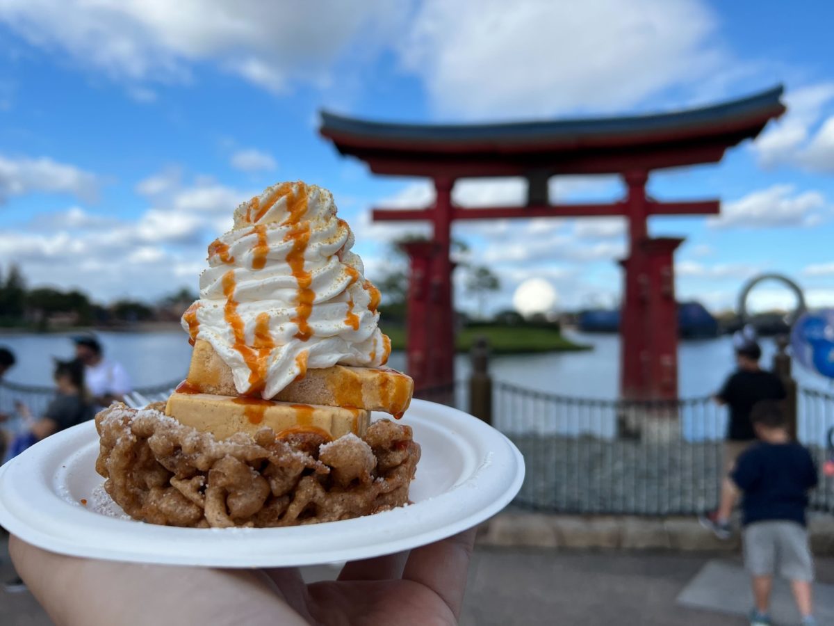 mini-pumpkin-pie-funnel-cake-4-9302747