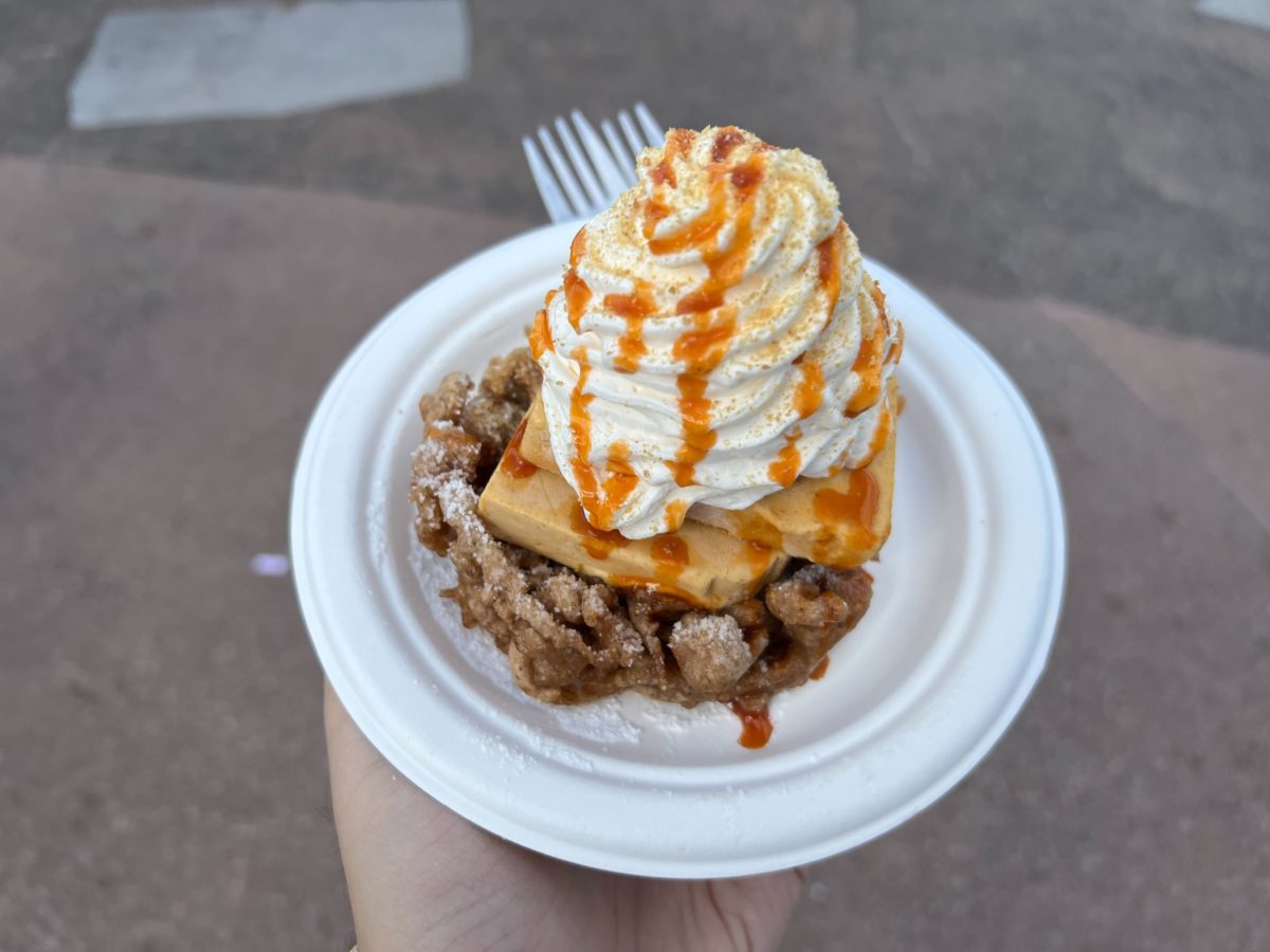 mini-pumpkin-pie-funnel-cake-6-4983749