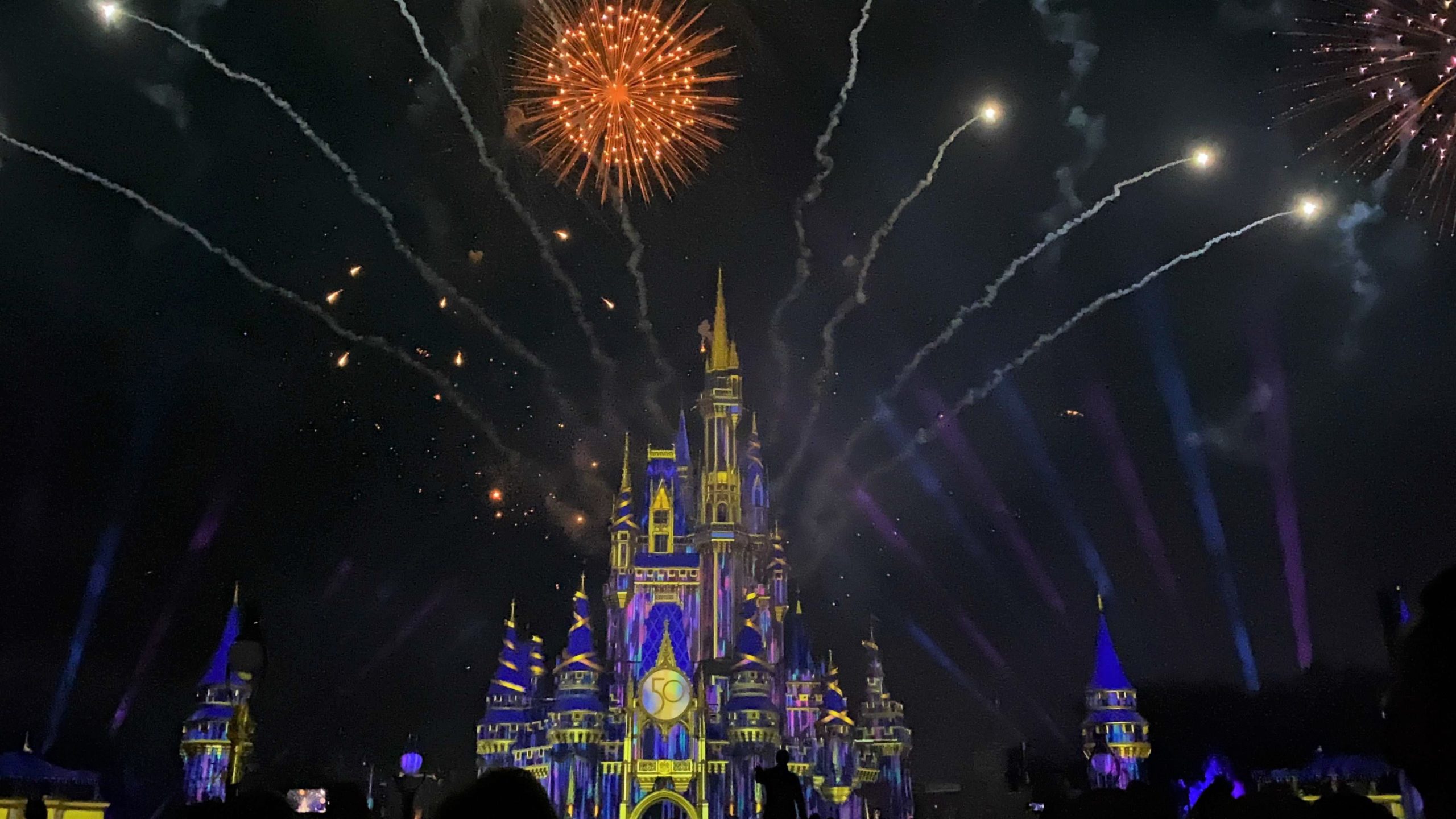 Disney Vacation Club Members Able To Register For Special Fireworks Viewing Area During Very Merriest After Hours At Magic Kingdom Wdw News Today