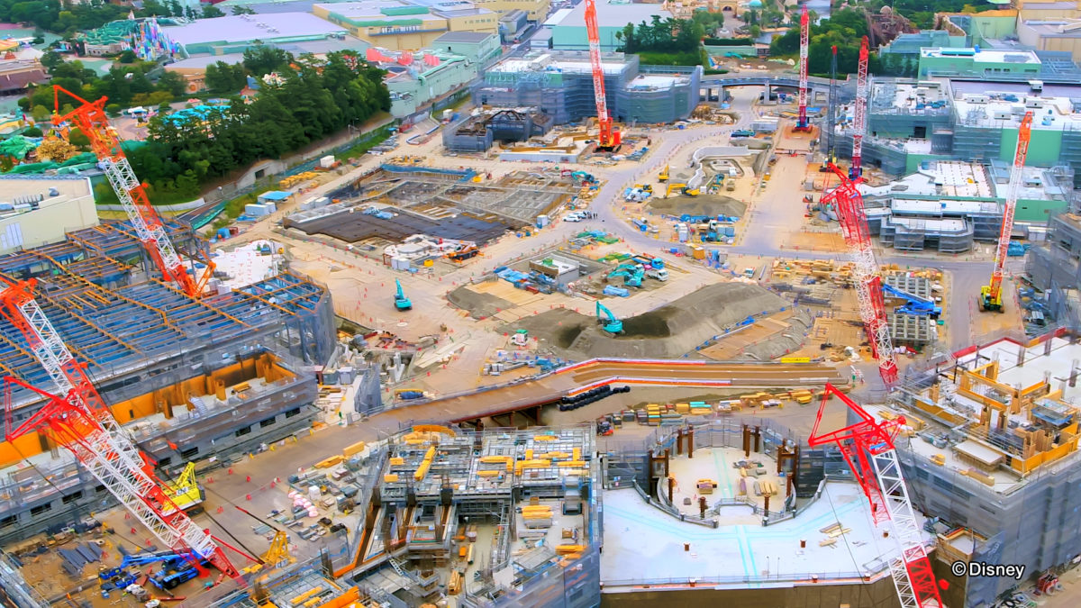 tds_fantasyspringsconstructiondroneflyover_5