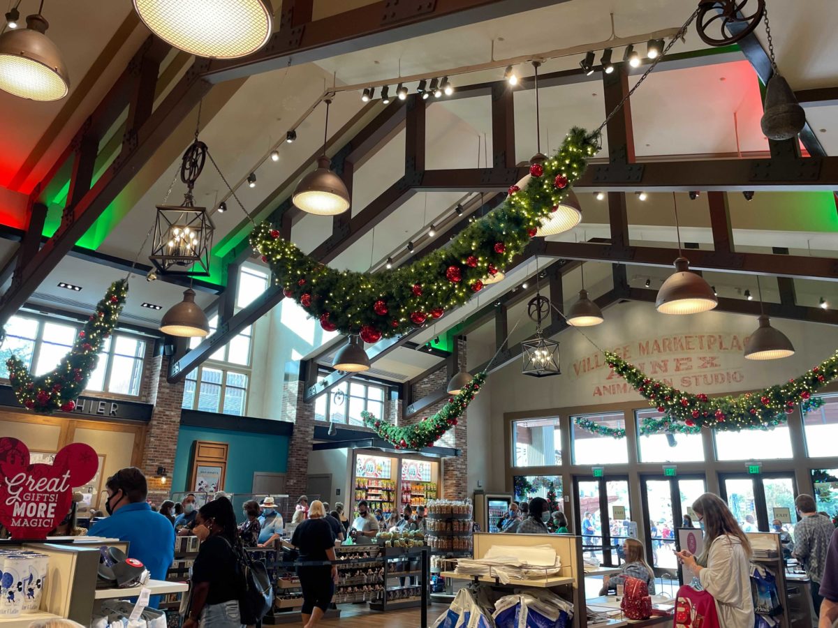 world-of-disney-holiday-decorations-83-9722067