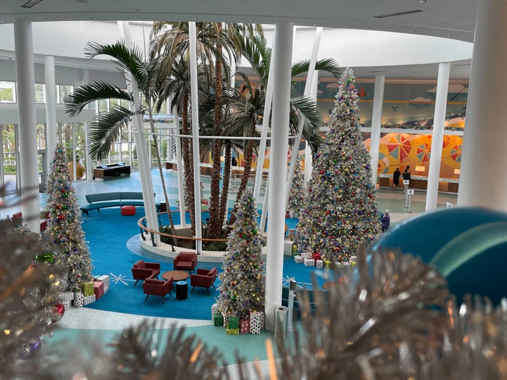 cabana-bay-christmas-decorations-37-2463557